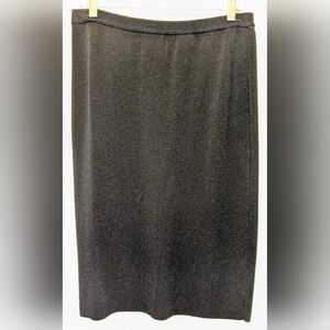 Elegant Black Pencil Skirt — Professional Fit